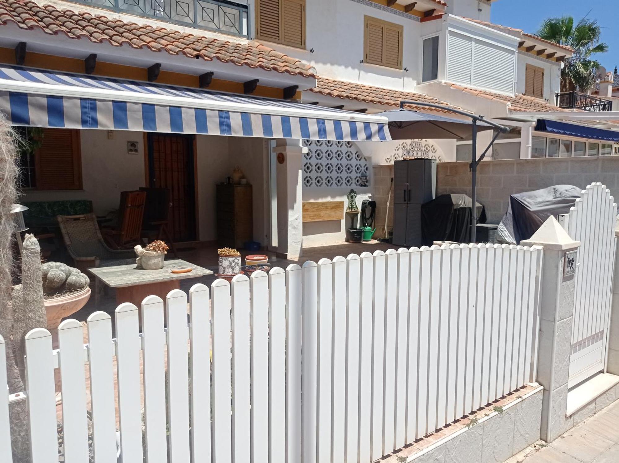 Chalet Adosado En Riomar-3, Urbanizacion Residencial Privada Torre de la Horadada المظهر الخارجي الصورة