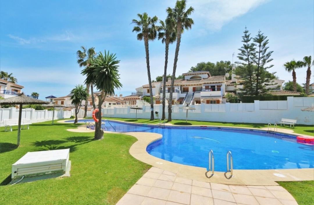 Chalet Adosado En Riomar-3, Urbanizacion Residencial Privada Torre de la Horadada المظهر الخارجي الصورة